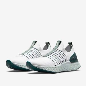 Nike React Phantom Run Flyknit 2 - Size 9W